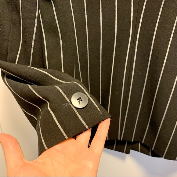 SOLD Armani Fitted Striped Blazer - Picture 7 of 11